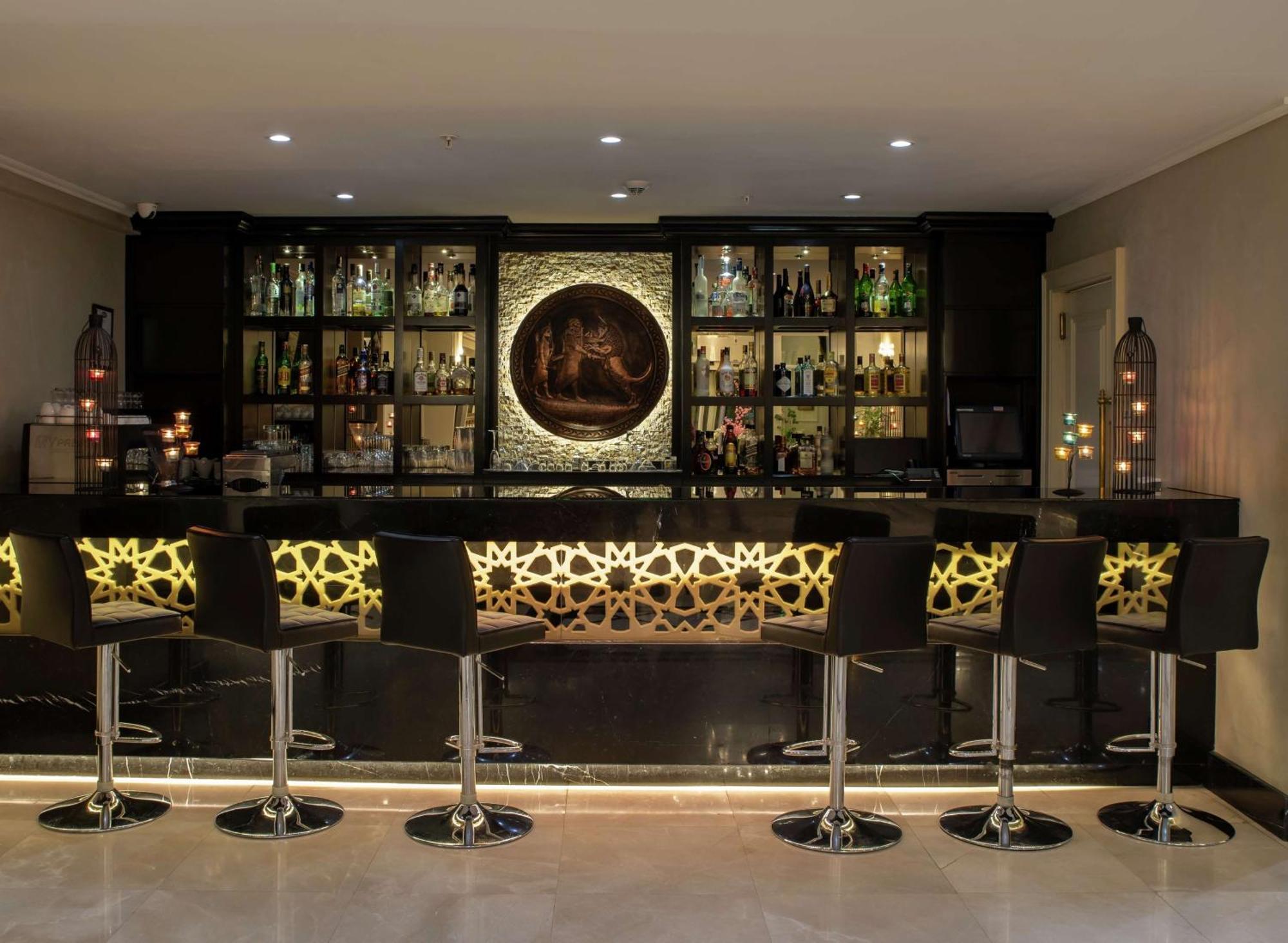 Doubletree By Hilton Gaziantep Hotel Exterior foto