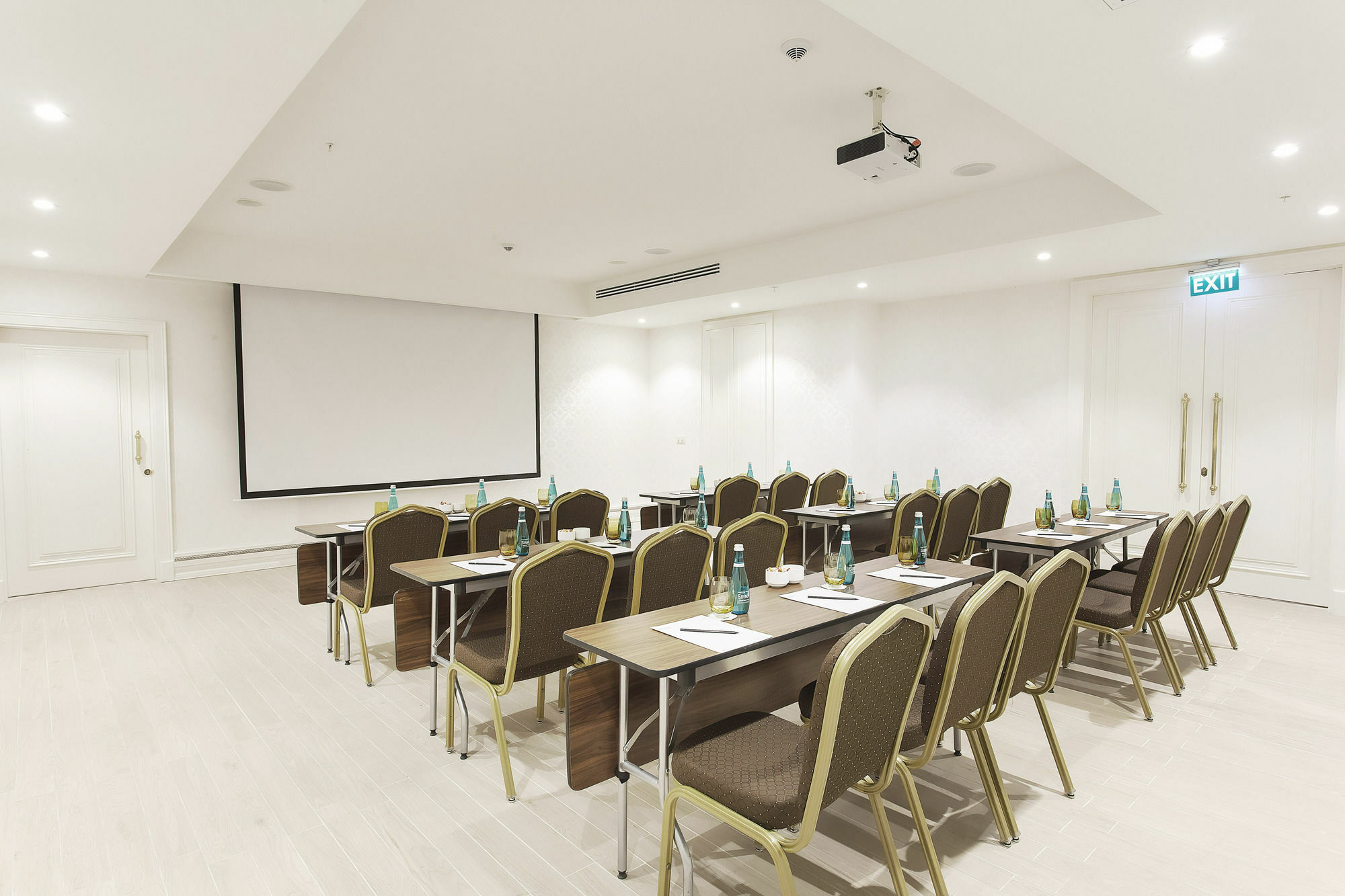 Doubletree By Hilton Gaziantep Hotel Exterior foto